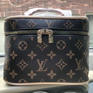 Amazing quality cosmetic toiletries bag